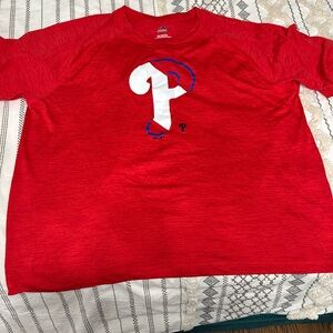 Majestic Phillies t shirt